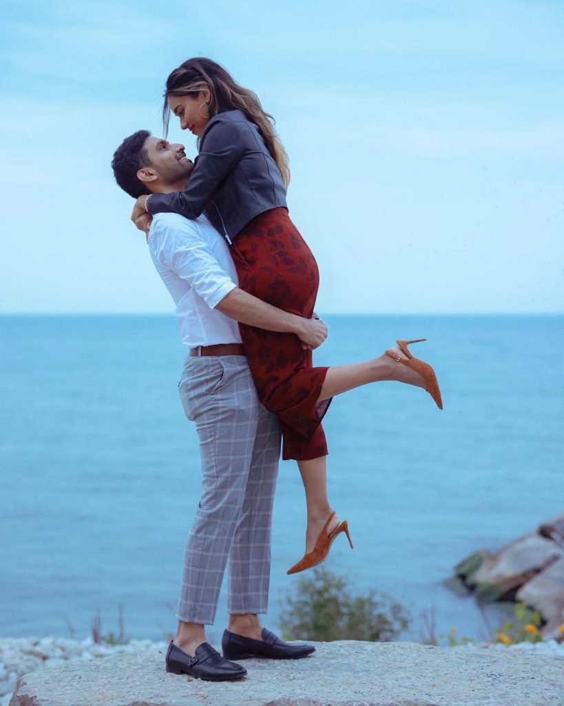 Best Couple Photo Poses of Zaid Ali and Yumna – 2020